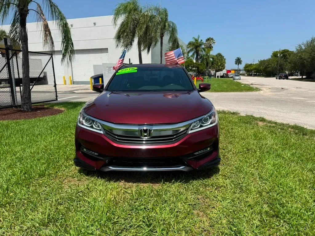 2016 Honda Accord — photo 1